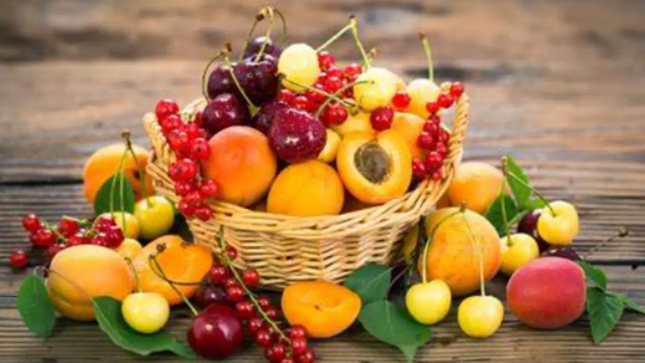 Frutta autunnale: le 7 varietà che rafforzano le difese e non fanno venire raffreddore e influenza